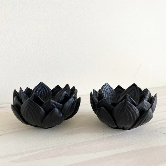 Lotus Flower Style Candle Holders Matte Black Set of 2 - Picture 4 of 8